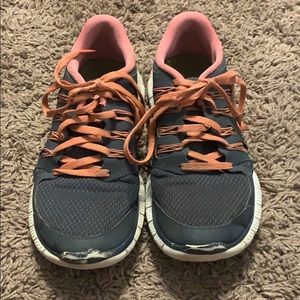Nike free 5.0 worn but in good shape